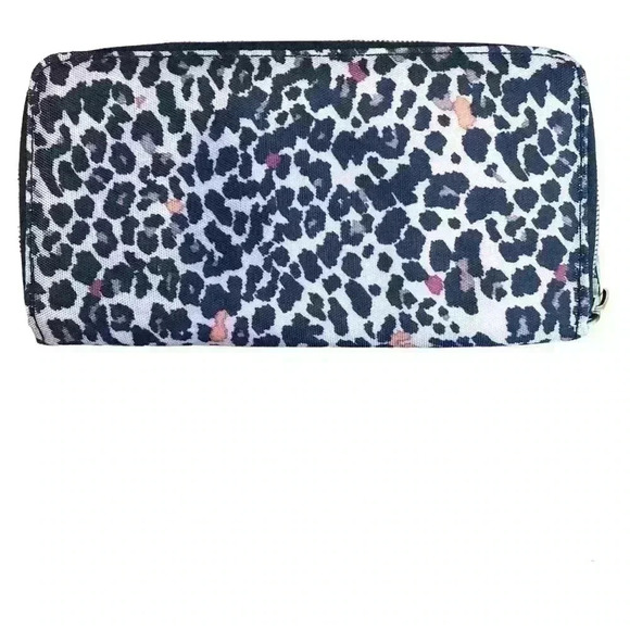 Travelon, Animal Print, RFID, Travel Wallet, 8” X 4” - Picture 2 of 9
